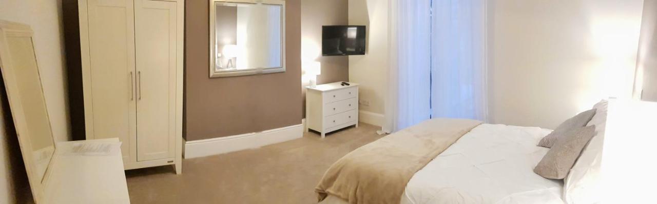 Cottage Grove Homestay Rooms Портсмът Екстериор снимка
