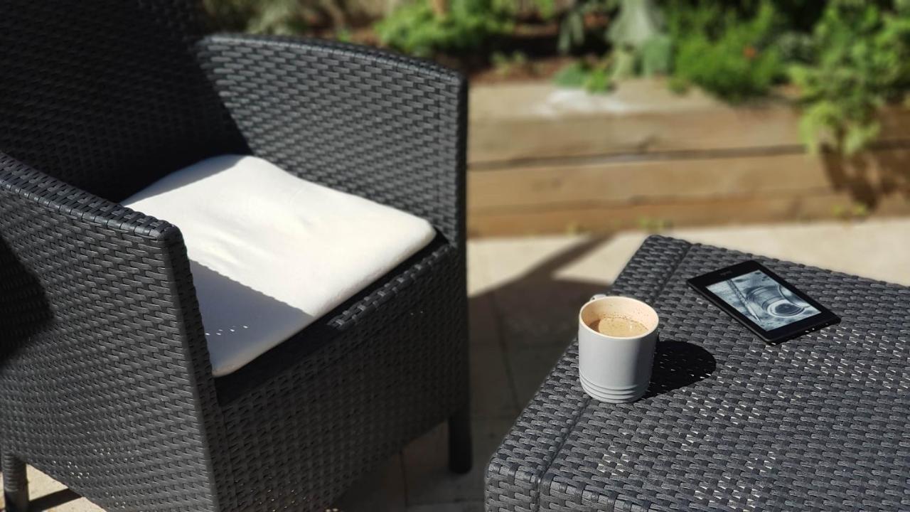 Cottage Grove Homestay Rooms Портсмът Екстериор снимка